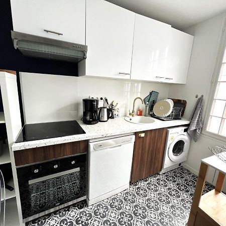 Appartement Duplex Entre La Cathedrale Et La Basilique à Reims Extérieur photo