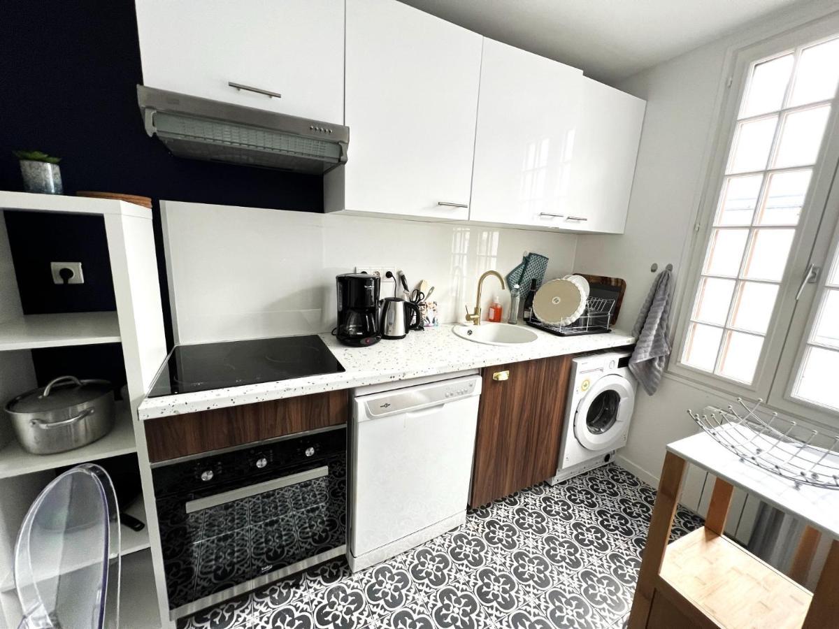 Appartement Duplex Entre La Cathedrale Et La Basilique à Reims Extérieur photo