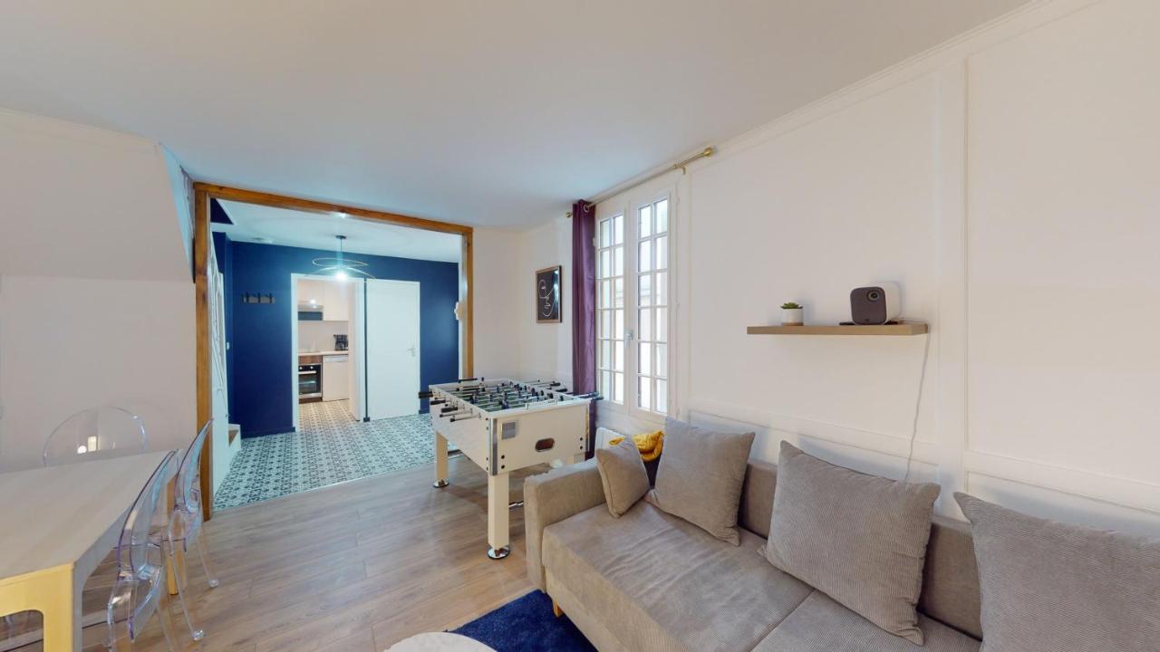 Appartement Duplex Entre La Cathedrale Et La Basilique à Reims Extérieur photo
